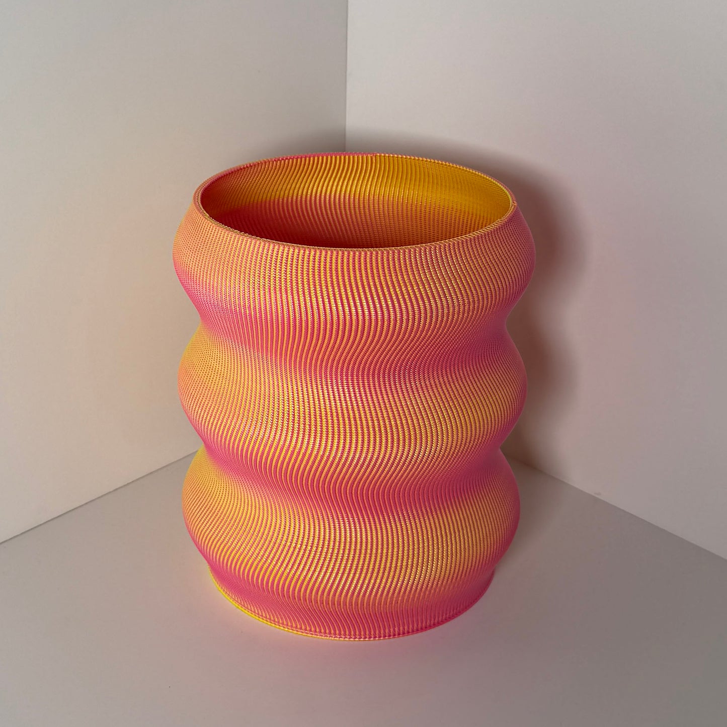 FLOW POT, LARGE - PINK LEMONADE