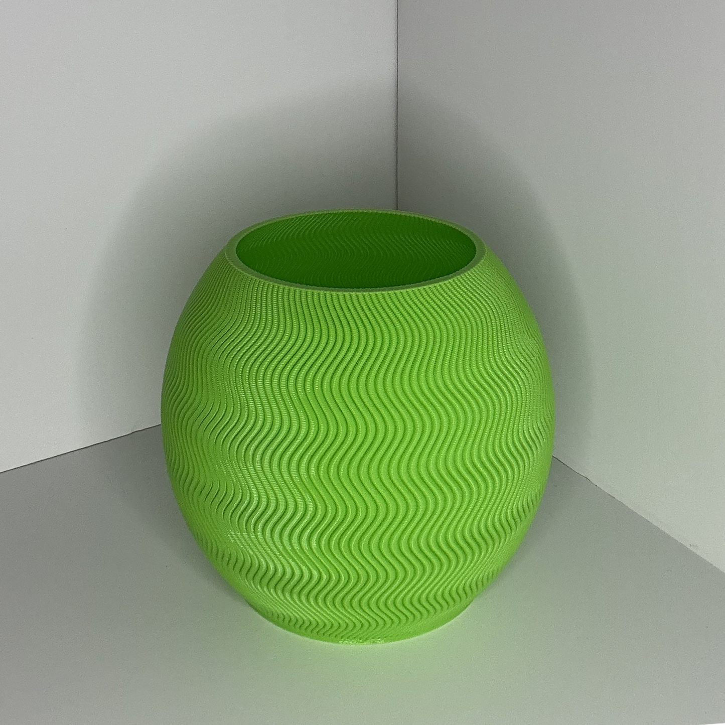 GLOBE PLANTER - SLIME