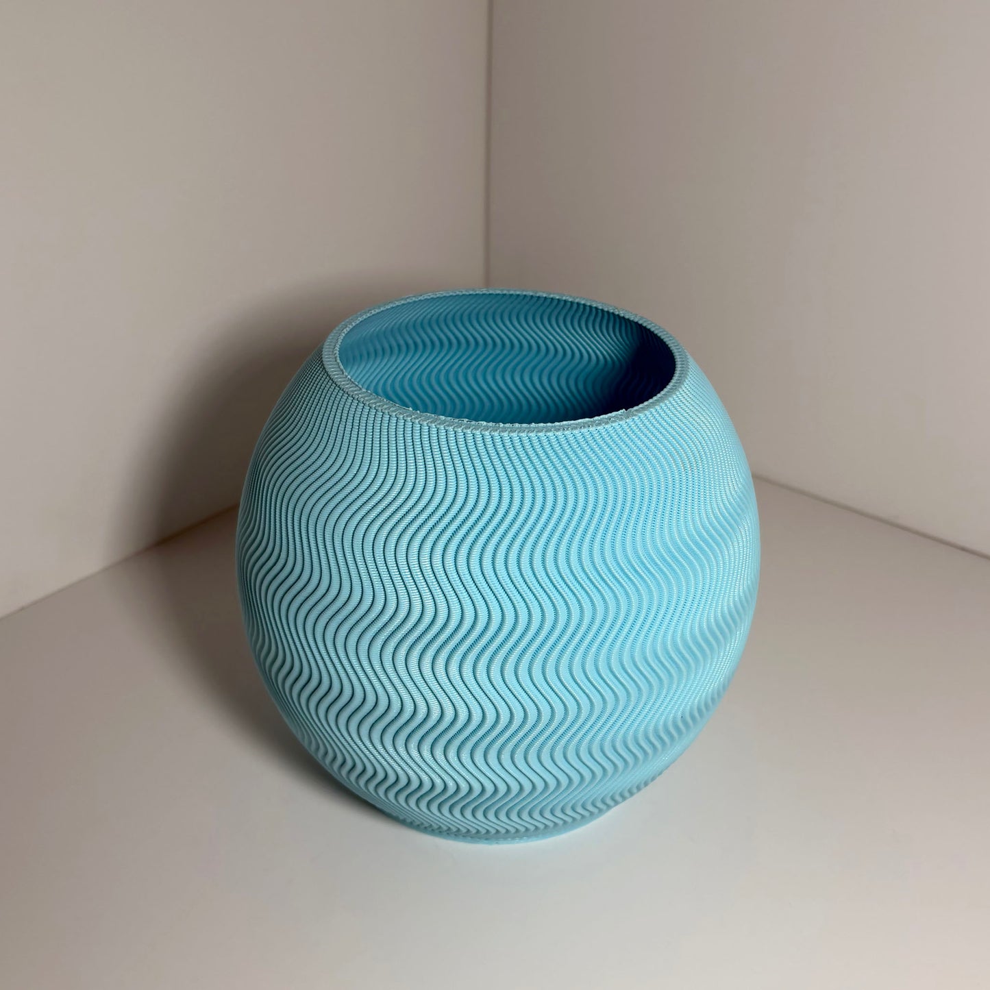 GLOBE PLANTER - OCEANA