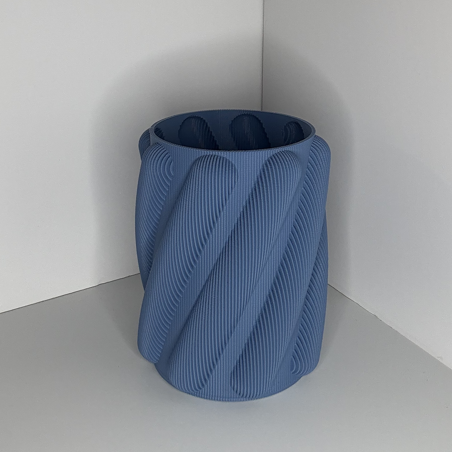 OPAL PLANTER, SMALL - CORNFLOWER