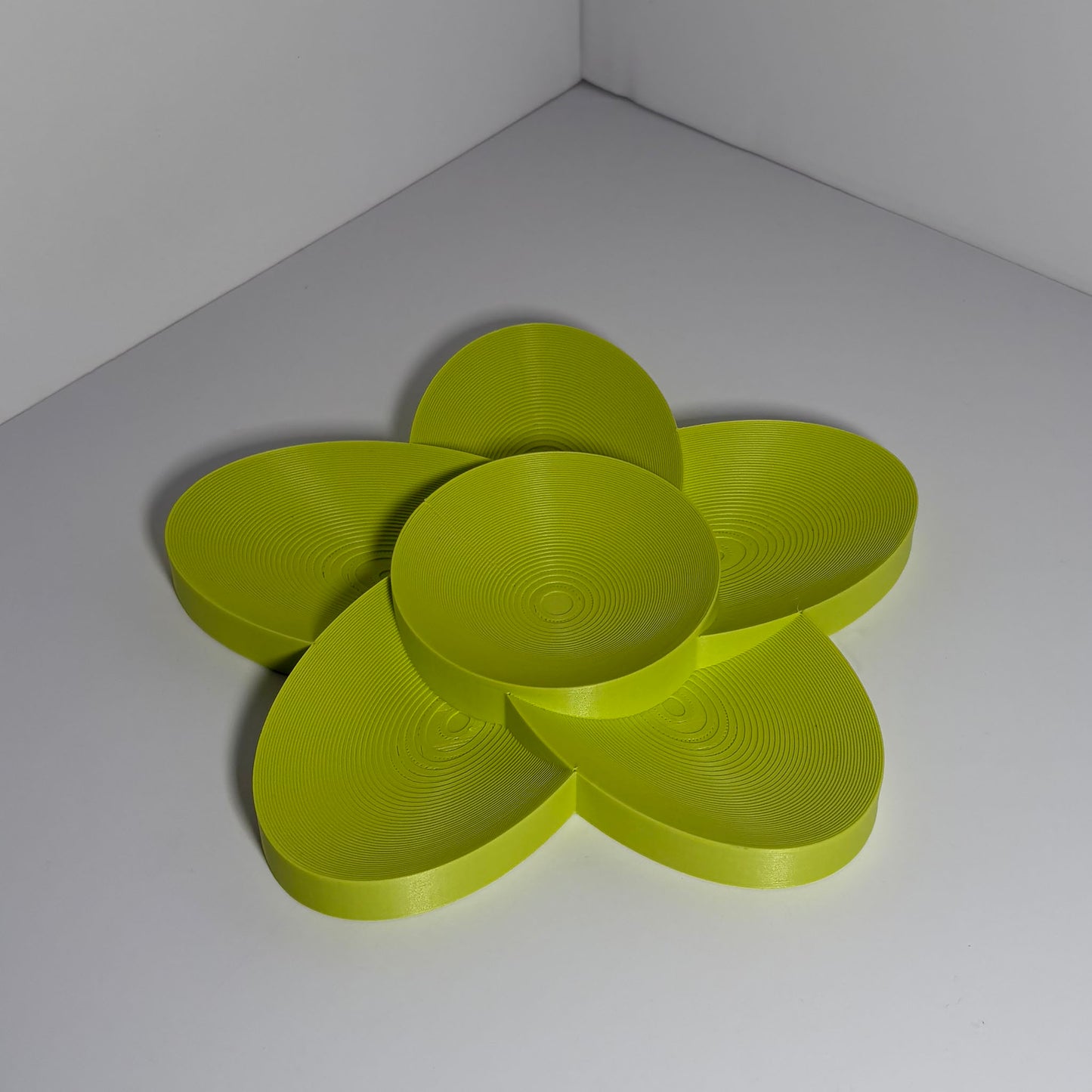 FLOWER POWER CATCHALL - LIME