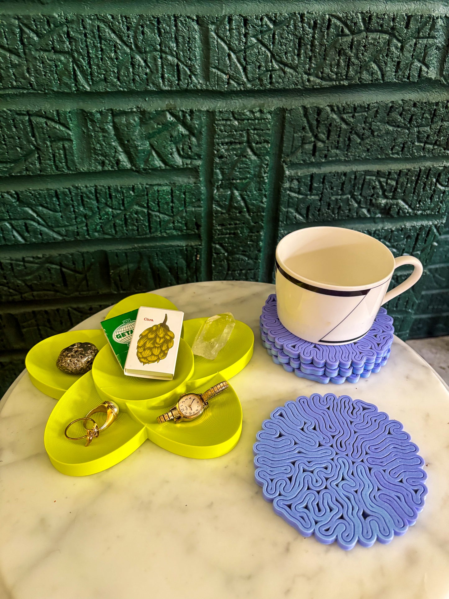 FLOWER POWER CATCHALL - LIME