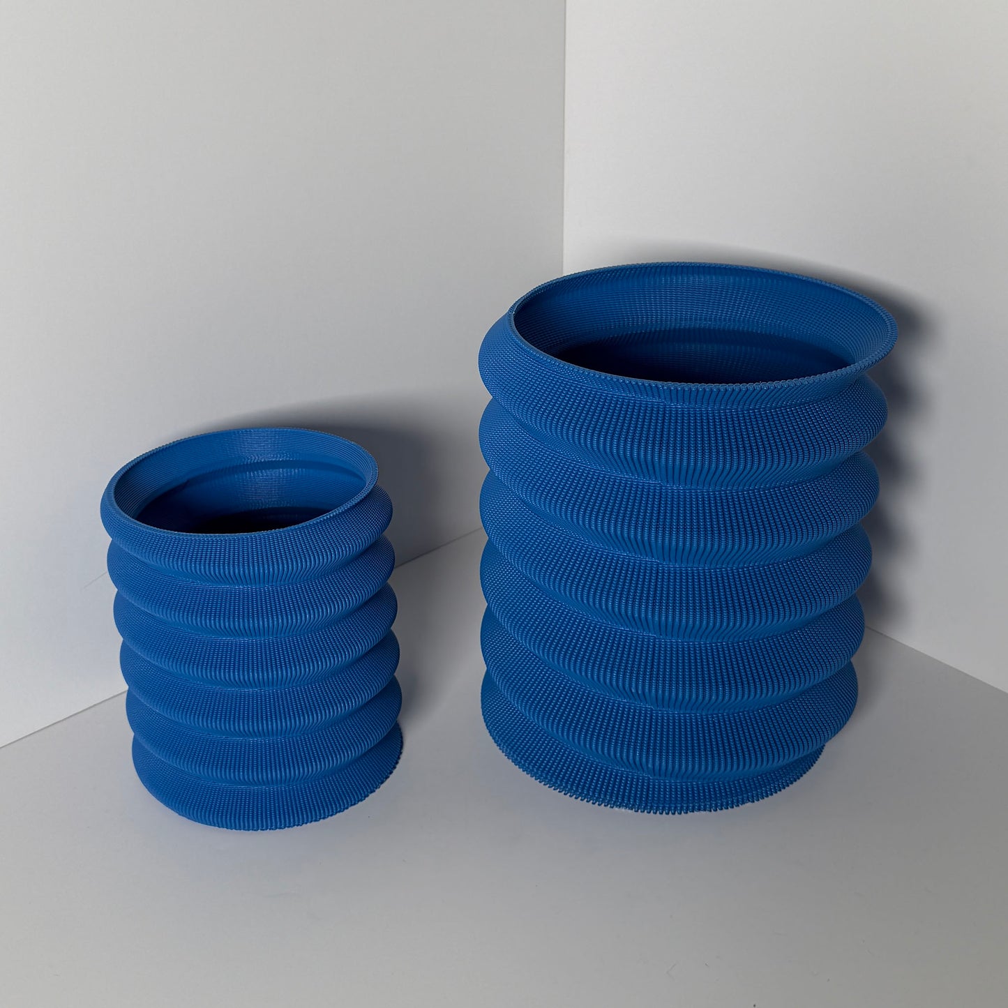 SWIRL PLANTER, SMALL - COBALT