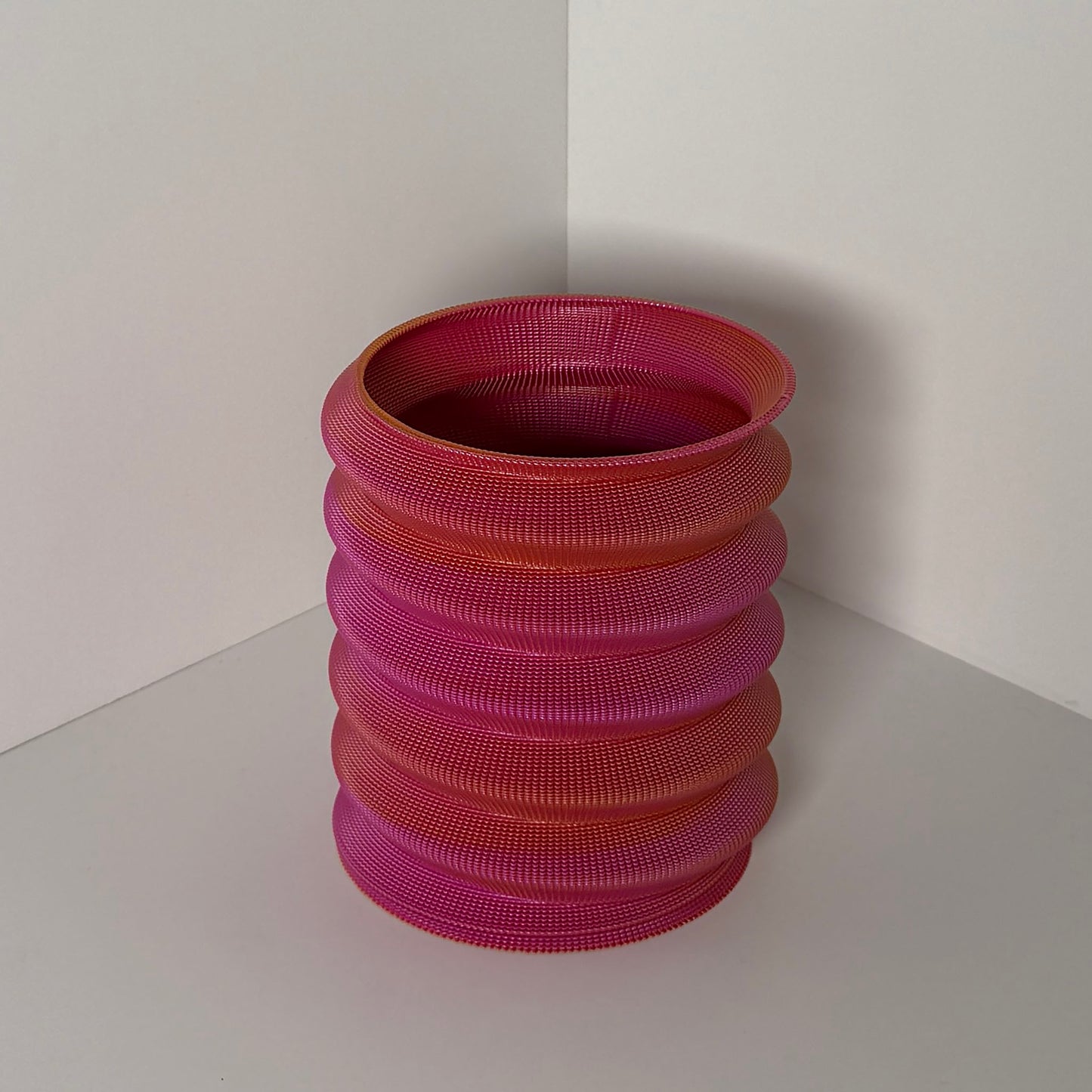 SWIRL PLANTER, SMALL - PONY BOY