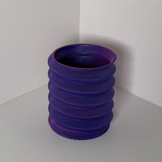 SWIRL PLANTER, SMALL - SWISHER SWEET